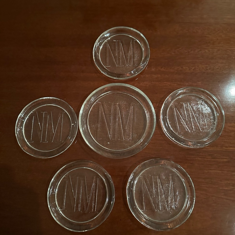Neiman Marcus Signature NM Glass Coasters. Set of 6 in excellent condition.